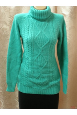 Вязаный свитер с горлом Fashion 11000